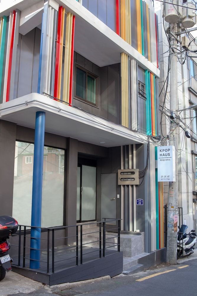 undefined Kpop Haus 4