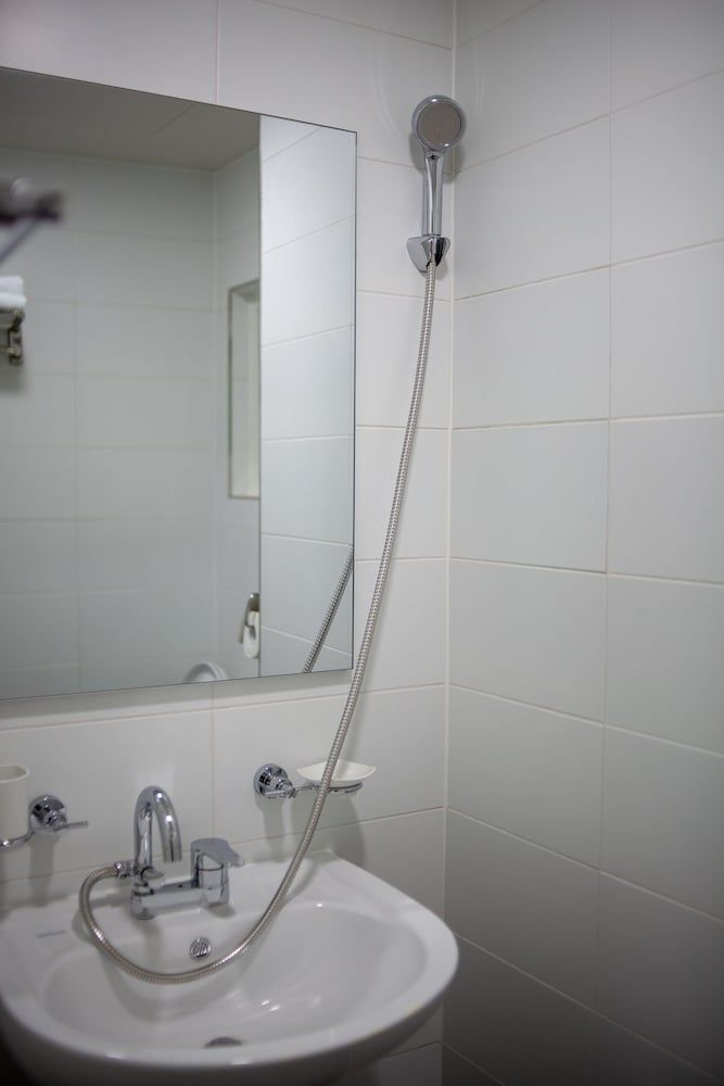 Kpop Haus Deluxe Twin Room 10