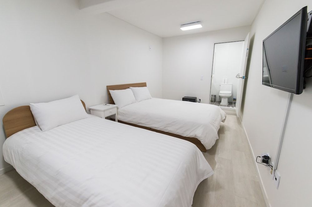 undefined Kpop Haus 9