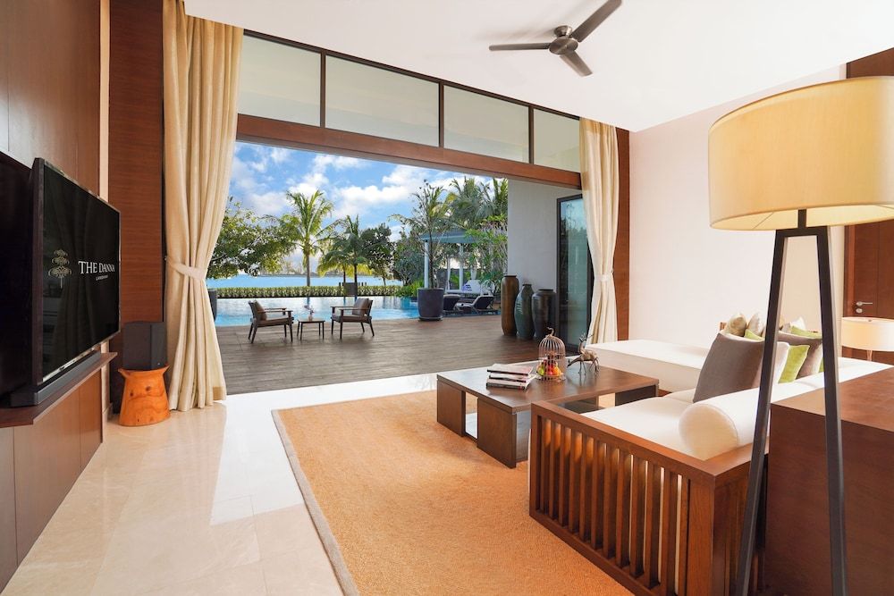 The Danna Beach Villas - A Member of Small Luxury Hotels of the World Empress Beach Villa with Private Pool 3