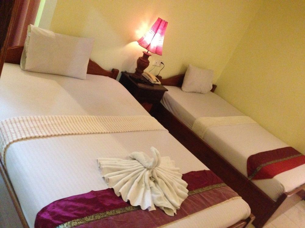 Star Wood Inn Standard Twin Room 10