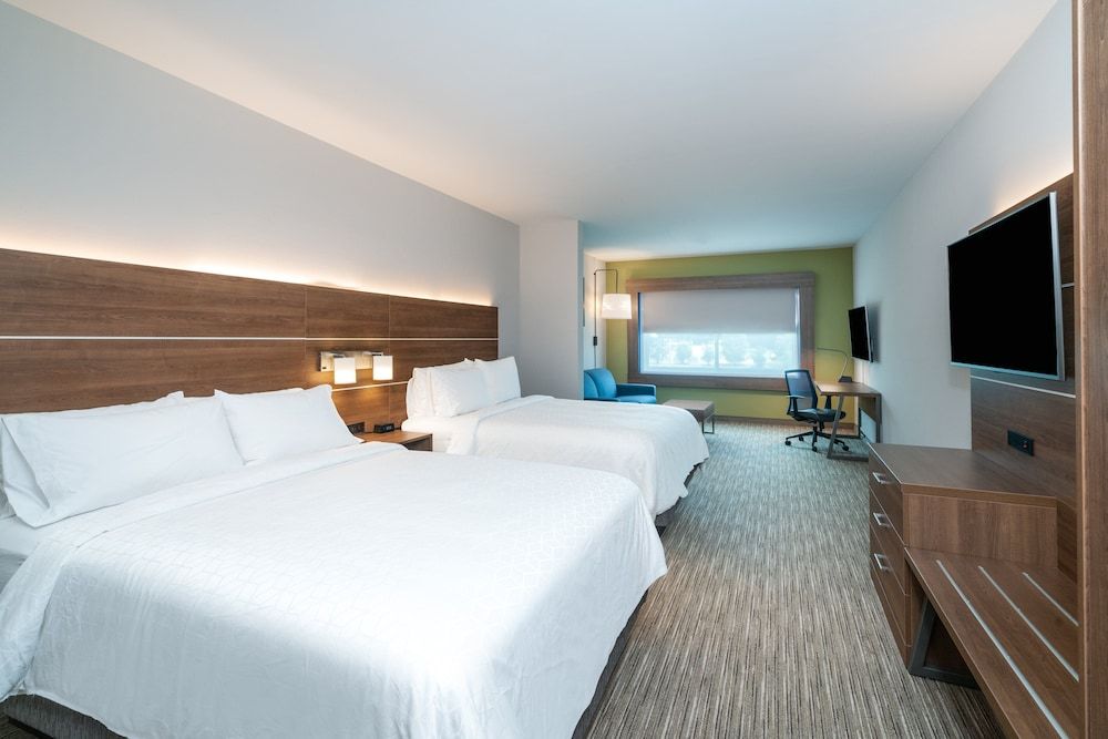 Suite, 2 Queen Beds