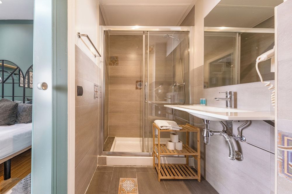 Ainb Born-damas Apartments Standard Studio, 1 Bedroom, Balcony 8