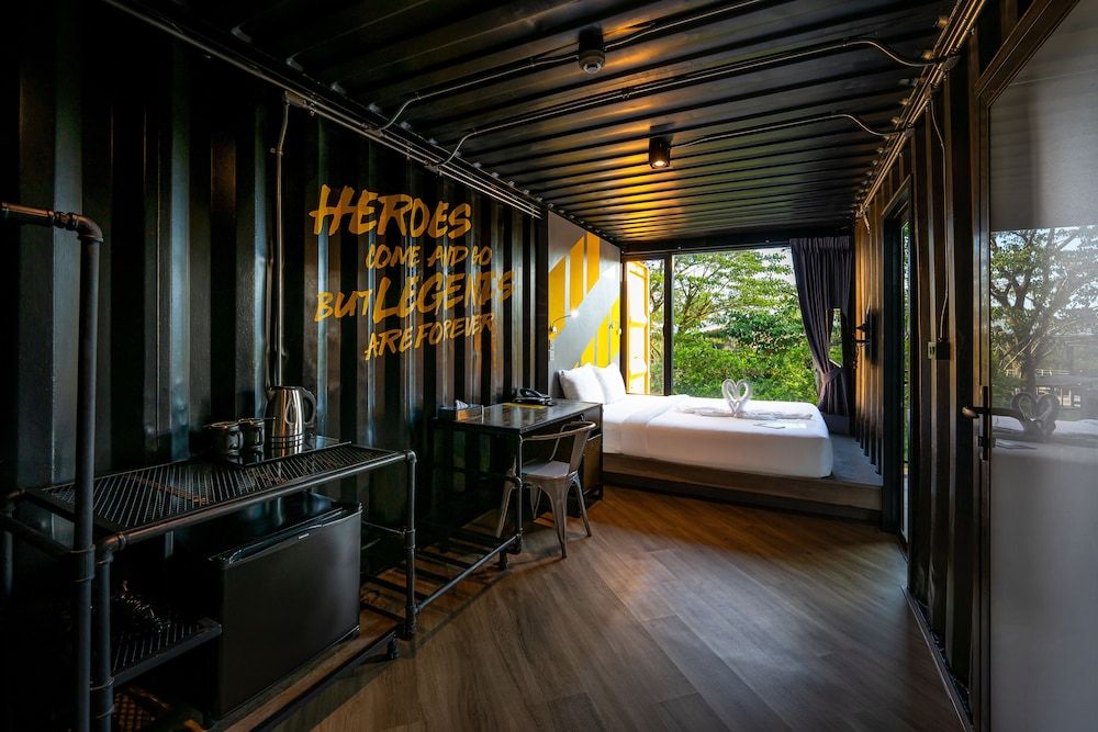 Hivetel Standard Room