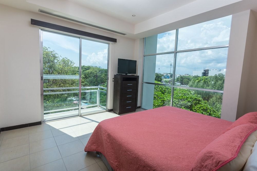 San Pedro Hotel 5ta Avenida Superior Suite (Rooftop Access)