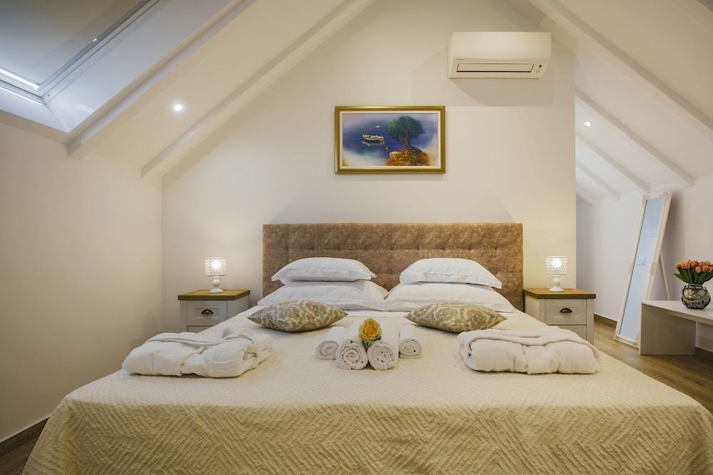 undefined Heritage Hotel Dea Hvar 3
