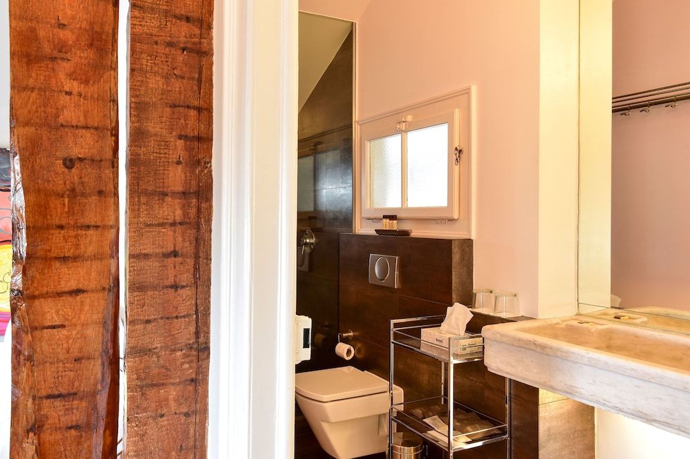 Palacete Chafariz D'El Rei by Unlock Hotels Deluxe Suite, River View 17