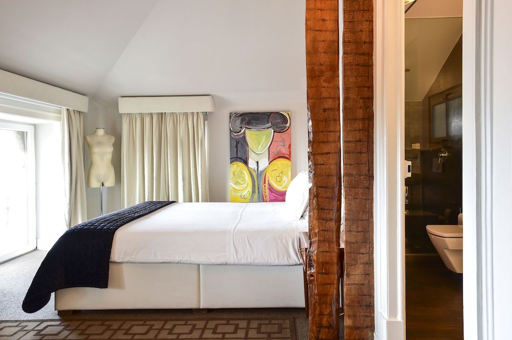 Palacete Chafariz D'El Rei by Unlock Hotels Deluxe Suite, River View 5