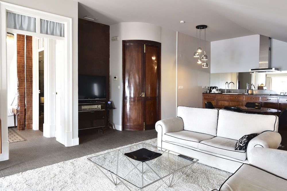 Palacete Chafariz D'El Rei by Unlock Hotels Deluxe Suite, River View 7