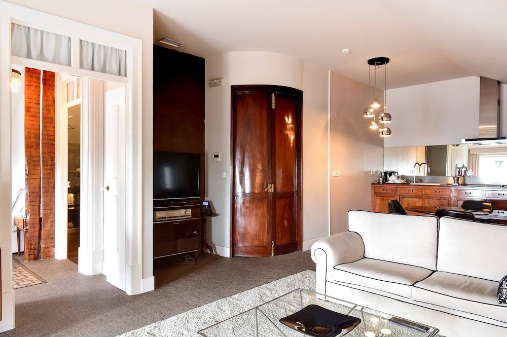 Palacete Chafariz D'El Rei by Unlock Hotels Deluxe Suite, River View 8