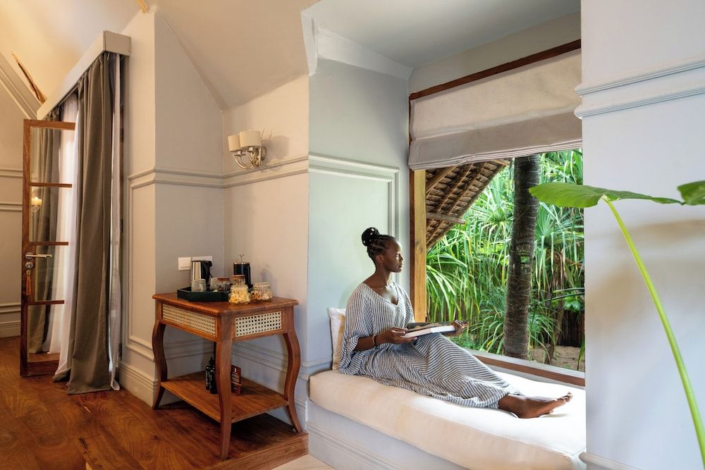 Upendo Beach Boutique Hotel Luxury Studio Suite, 1 King Bed, Balcony, Sea View 4