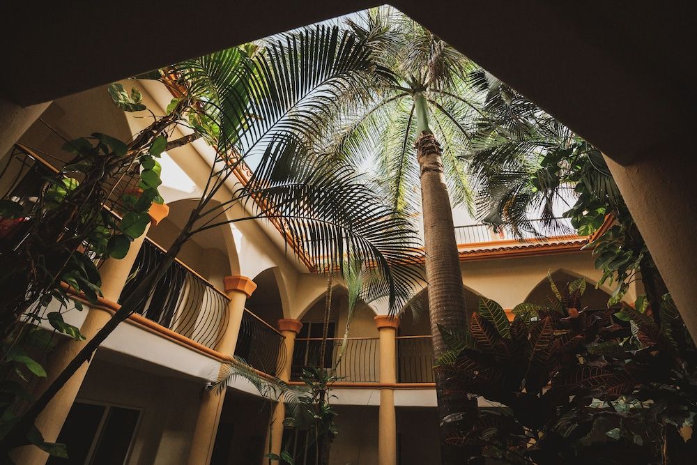 undefined Sahara Hotel 9