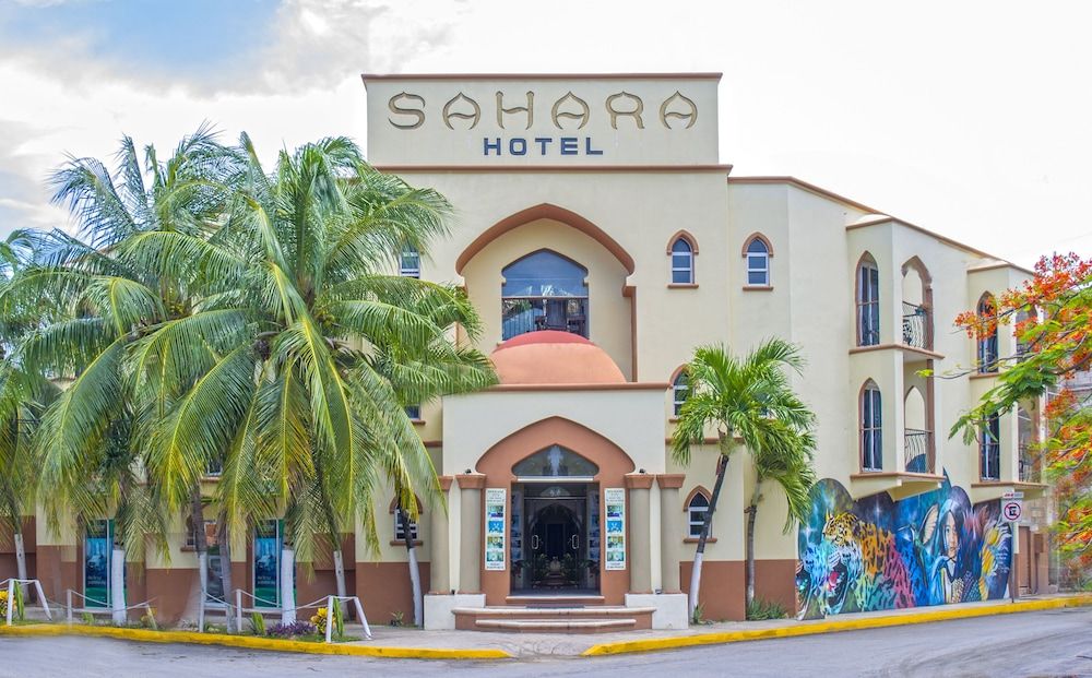 undefined Sahara Hotel 4