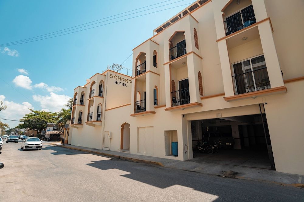 undefined Sahara Hotel 7