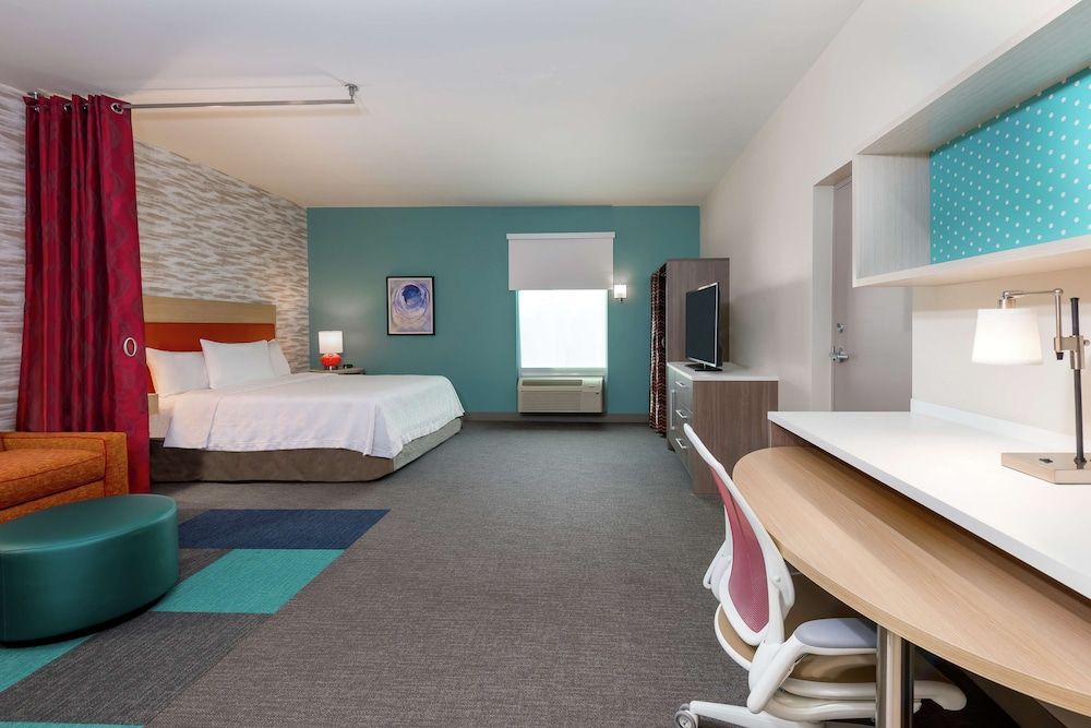 Home2 Suites by Hilton Orlando Near UCF Studio, 1 King Bed, Accessible, Bathtub