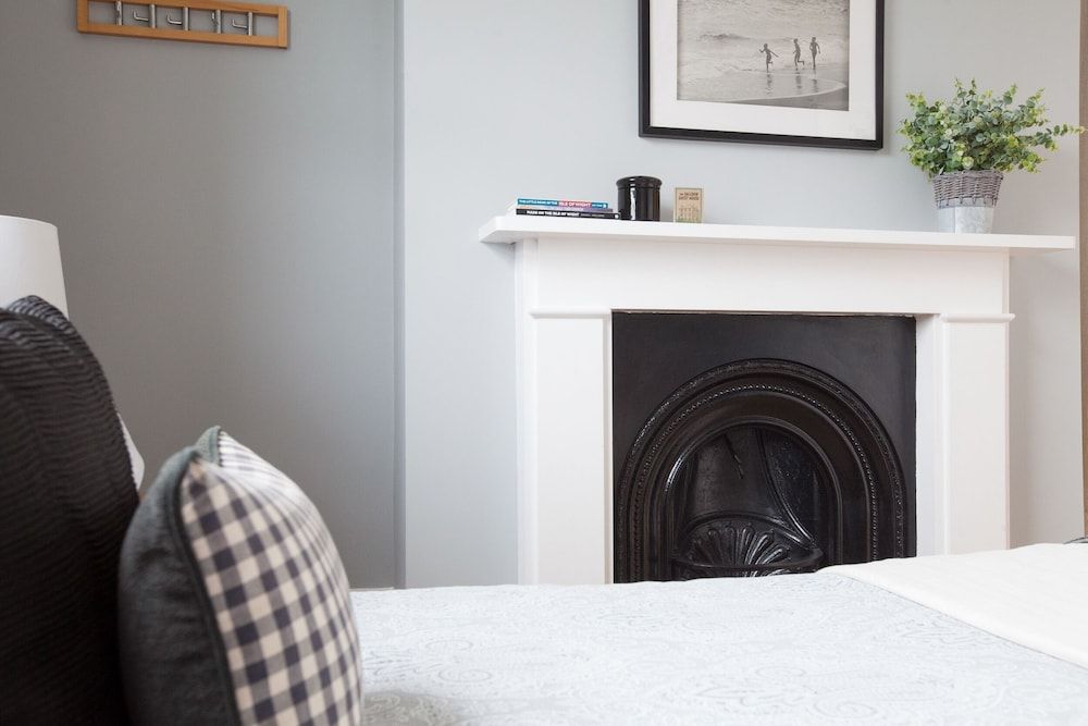 The Caledon Standard Double Room, Ensuite 2