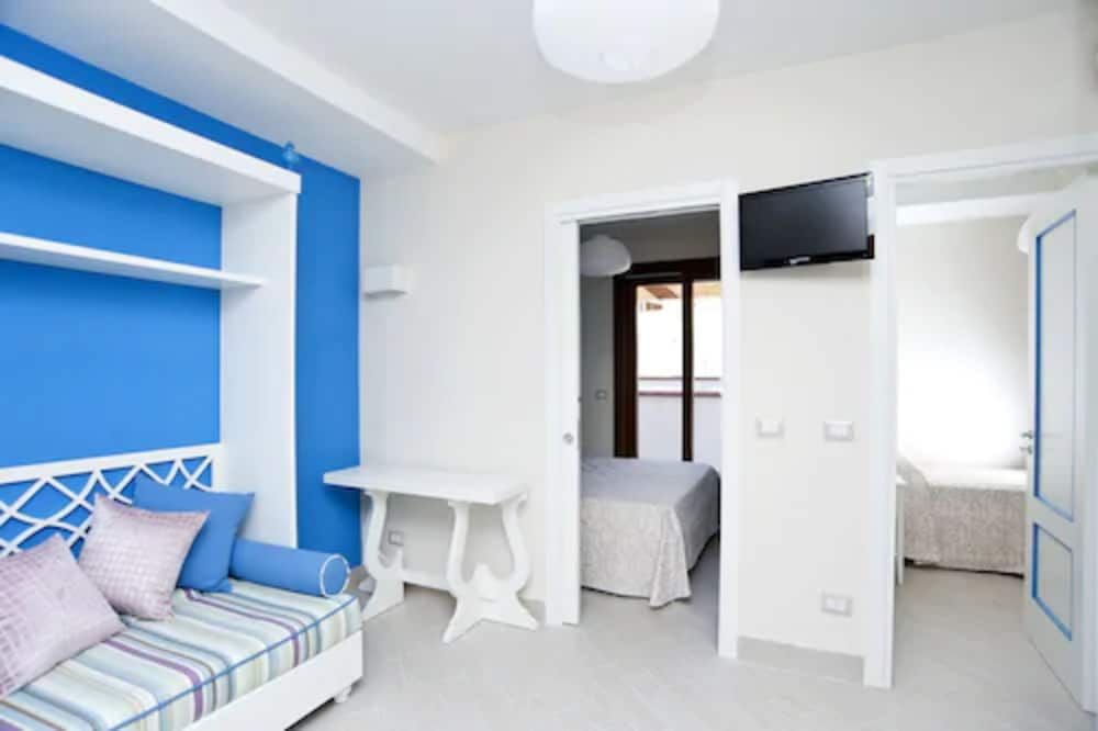 Family Apartment, 2 Bedrooms, Sea View (For 3 people)