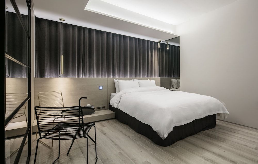 H Hotel Wangsimni Deluxe Room 3