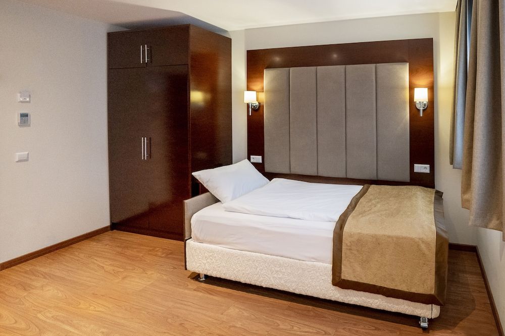 Palast Hotel Comfort Single Room 2