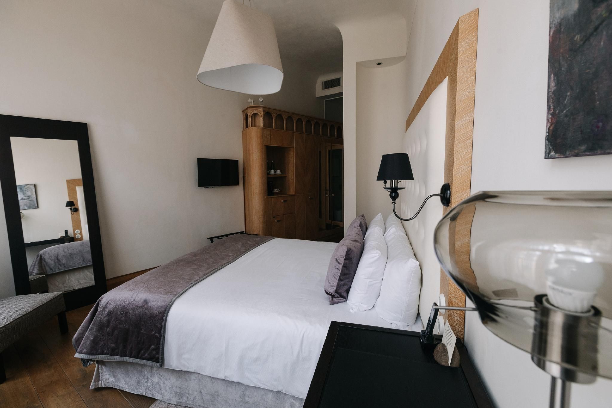 Dome Hotel Standard - 1 Double