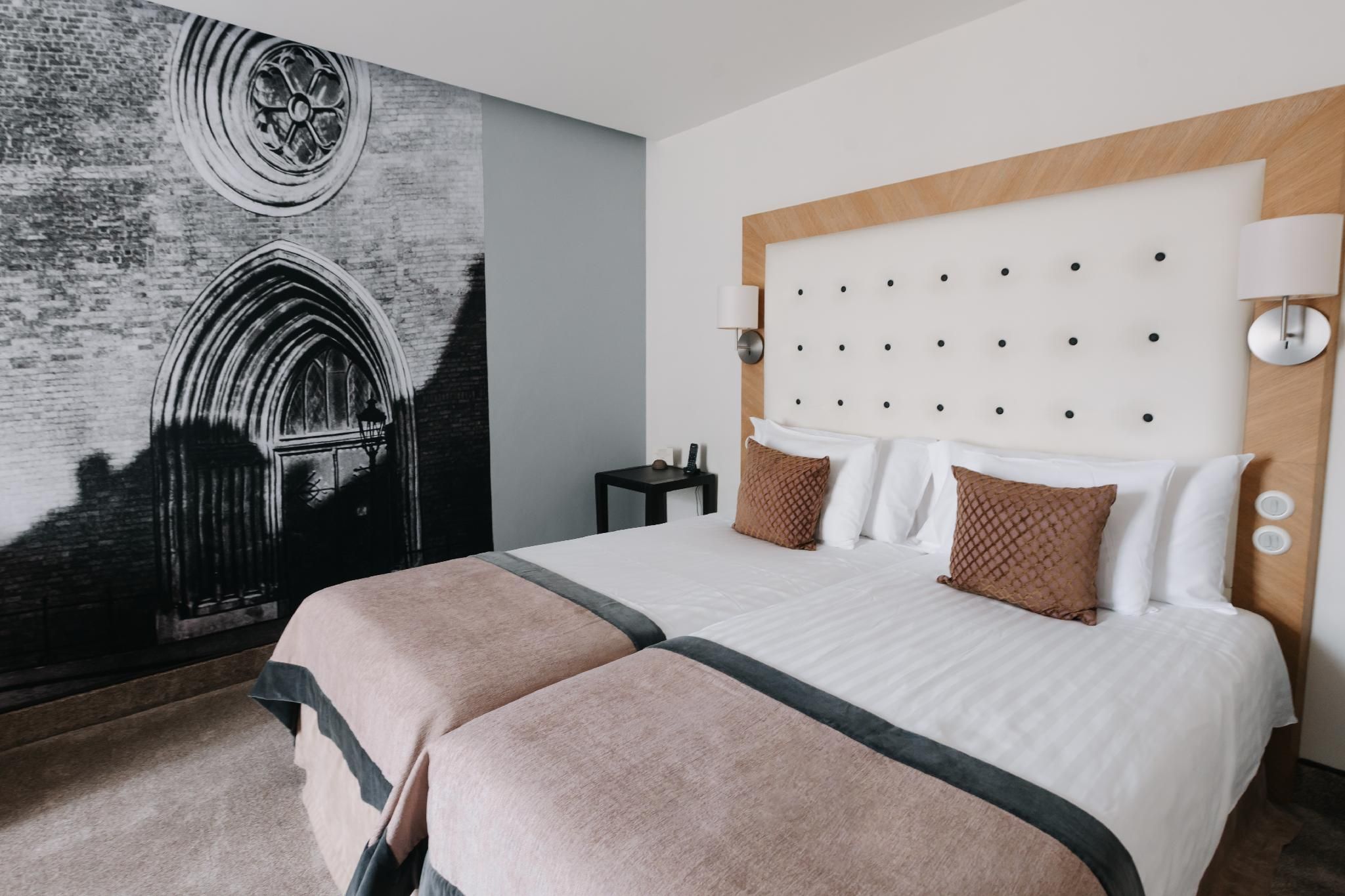 Dome Hotel Deluxe Twin Room - Non-Smoking