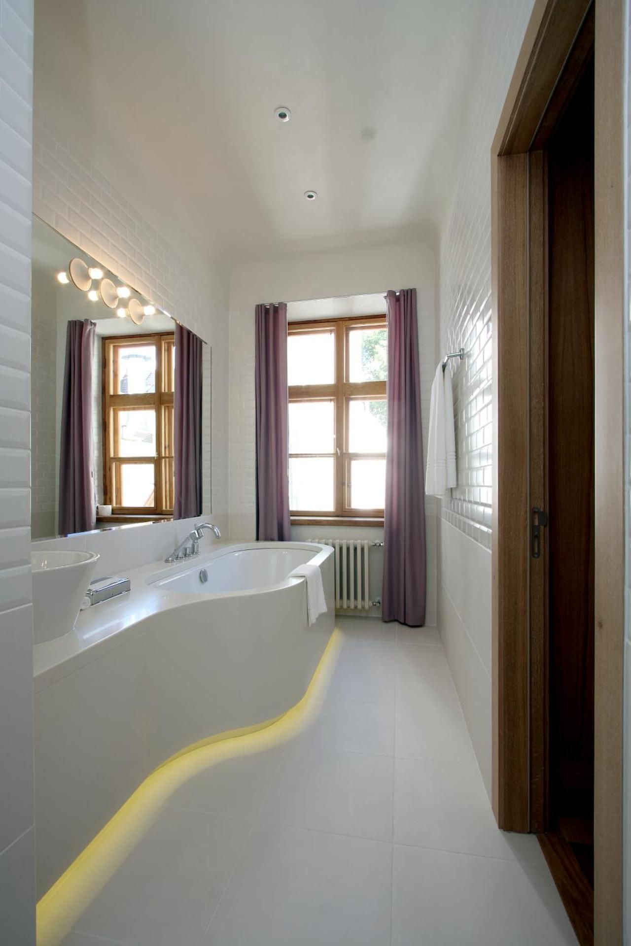 undefined Dome Hotel 4