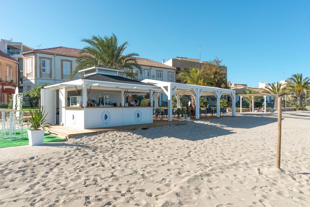 Beach Bar