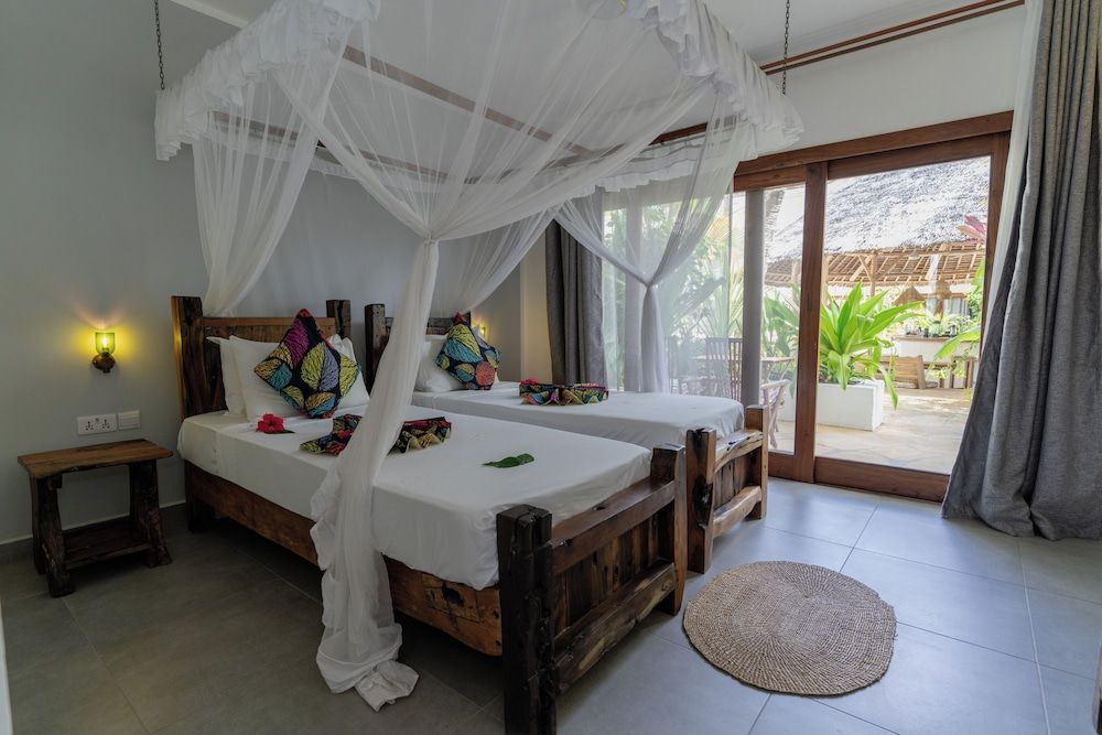 Aluna Paje Comfort Double or Twin Room 12