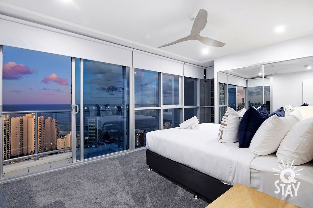 Chevron Renaissance - Q Stay Executive Apartment, 3 Bedrooms 2