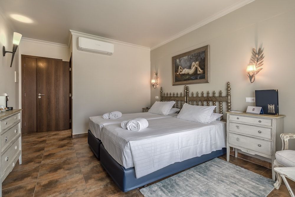 Standard Double or Twin Room (Garden or Pool View -Guest house)