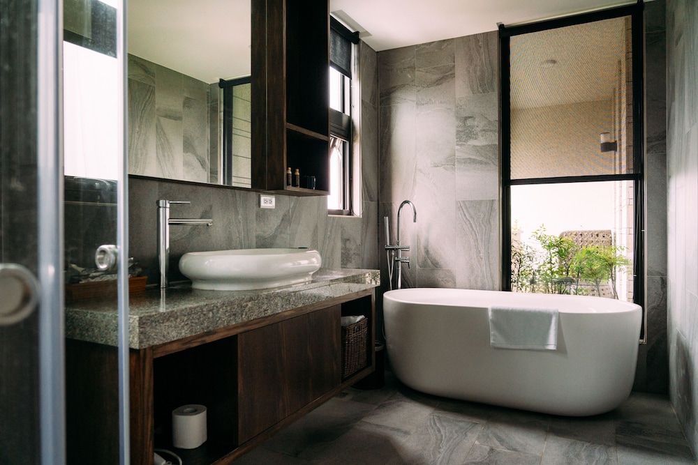 Tsang Kuo Resort Deluxe Quadruple Room 7