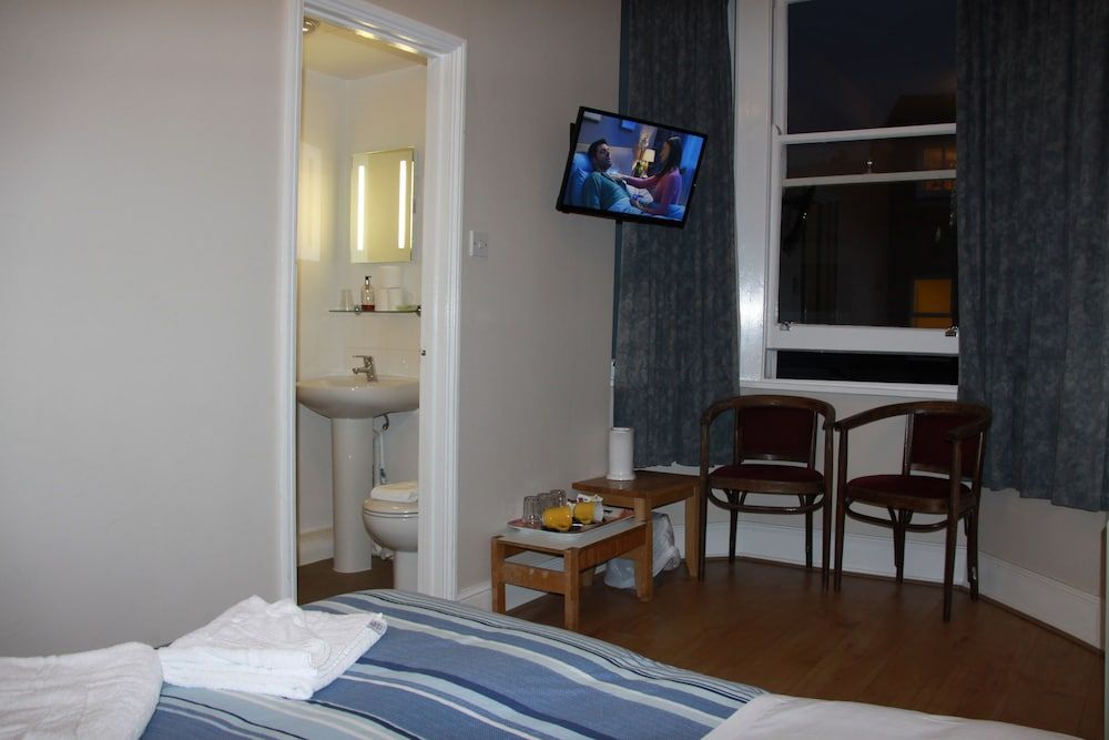 Ambassador Hotel Triple Room 6