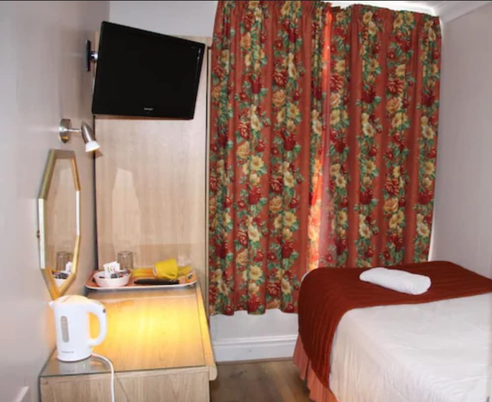 Ambassador Hotel Single Room