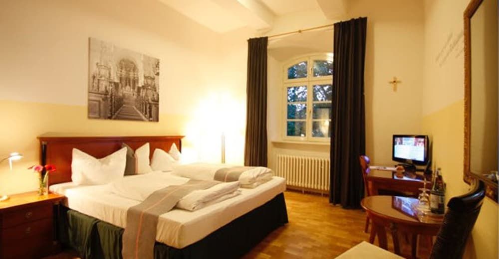 Klosterhotel Wöltingerode Comfort Double Room 3