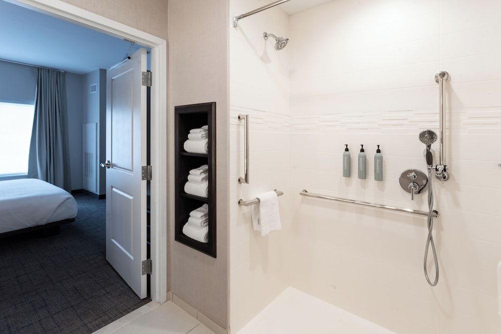 Suite, 1 Bedroom (Hearing Accessible)