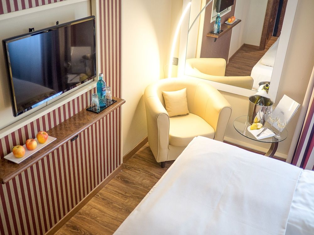 Hotel Primula Single Room 5