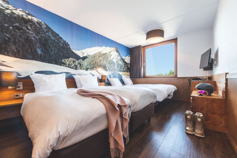 Alpine Hotel by SnowWorld Comfort Room