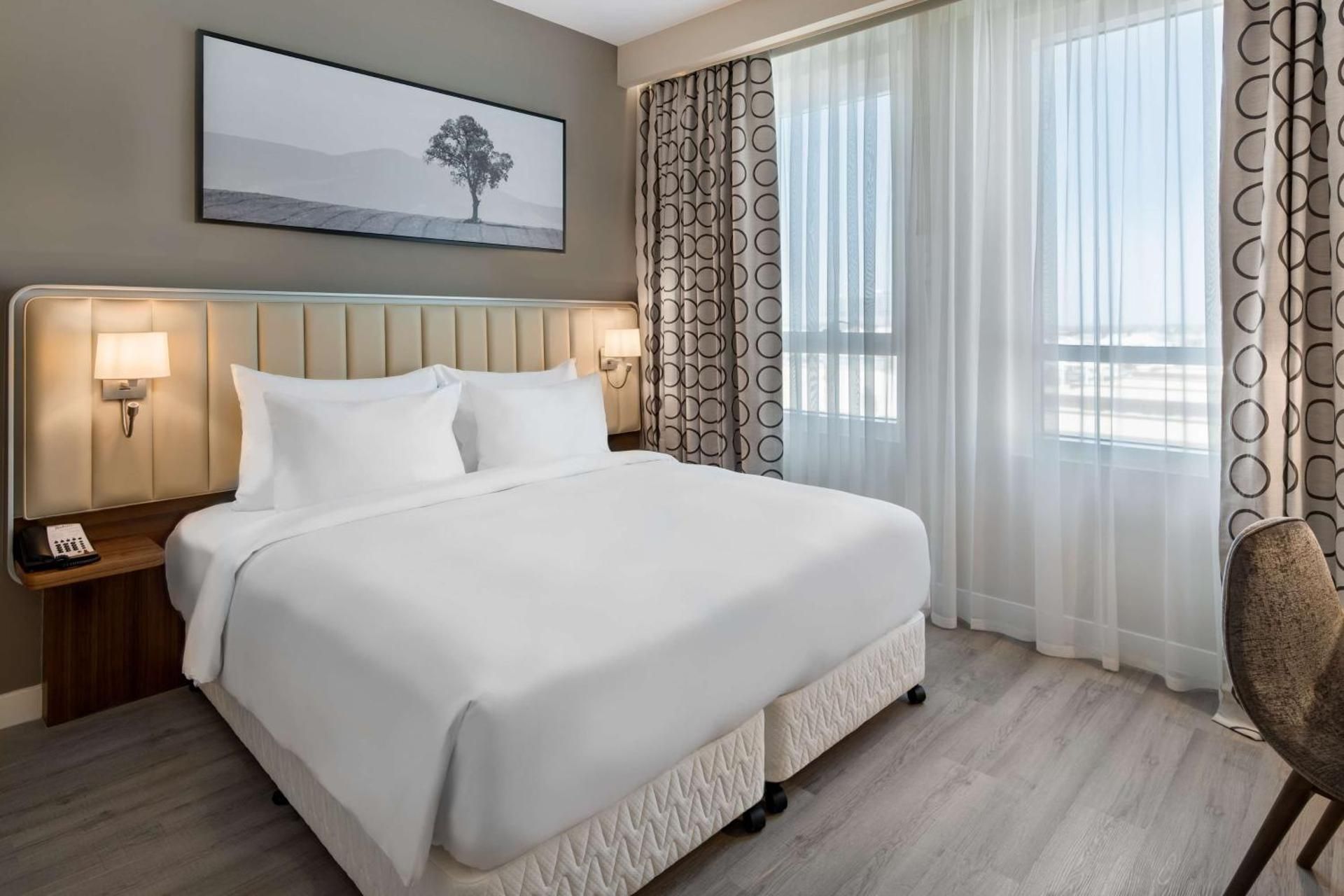 Superior Room - Partial Sea View