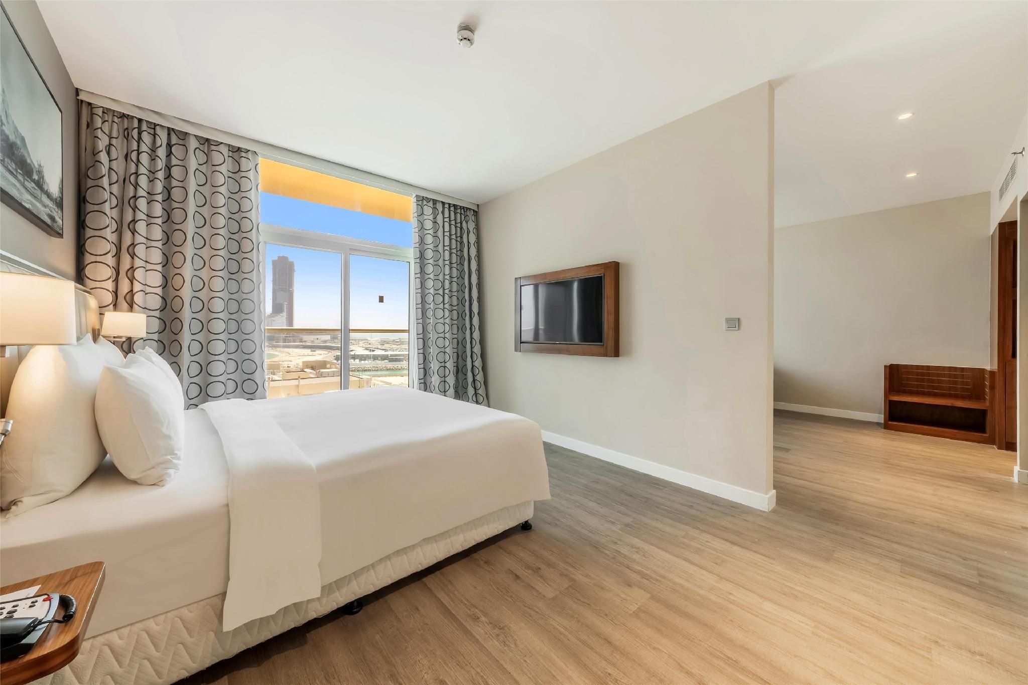 Suite - 1 Bedroom - Balcony