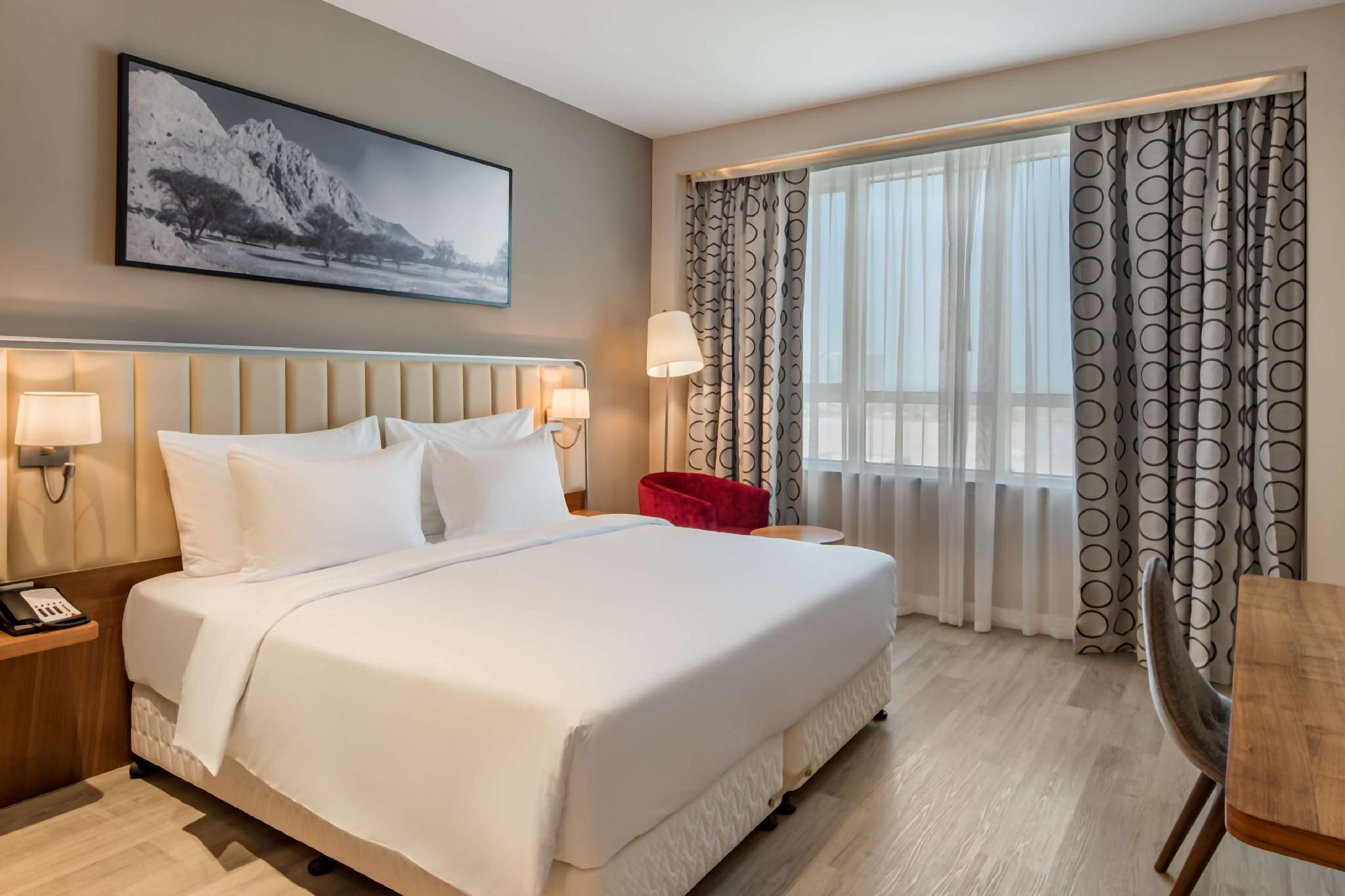 Superior Room - Partial Sea View