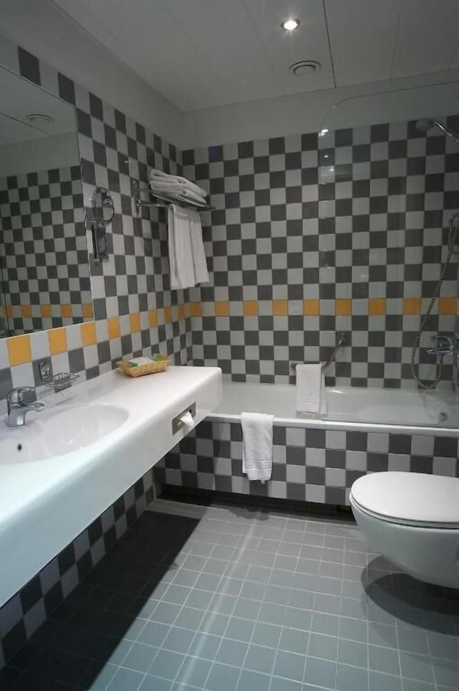 Daugirdas Hotel Double Room, 1 Double or 2 Twin Beds 5