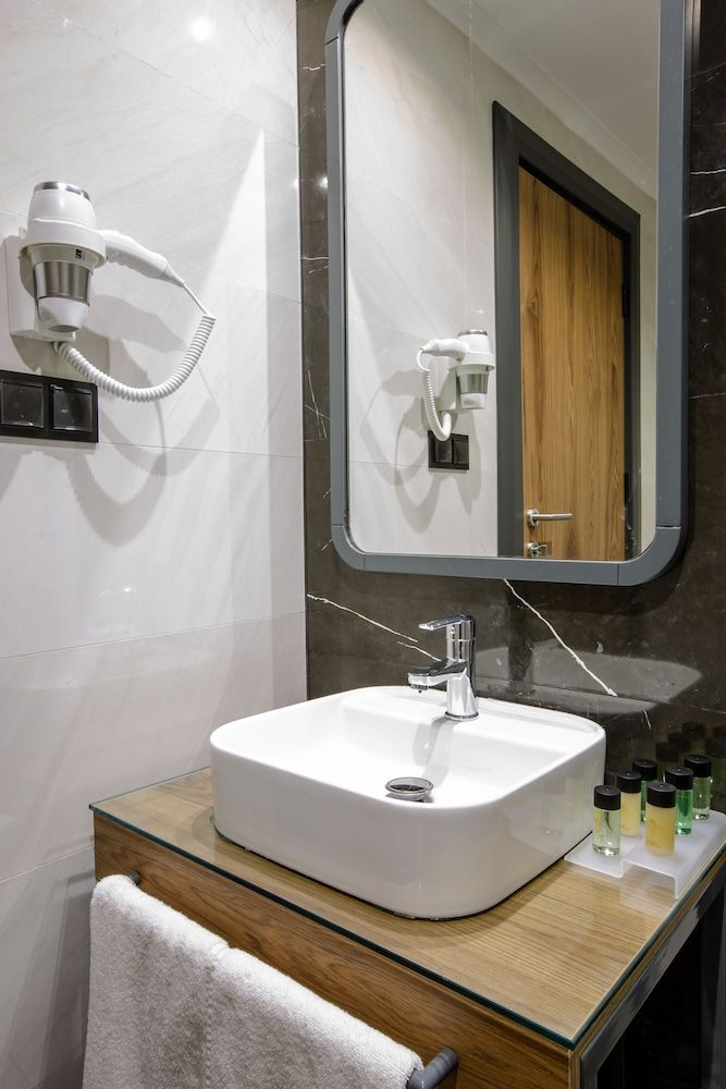 Kayhan City Hotel Economy Double Room 14