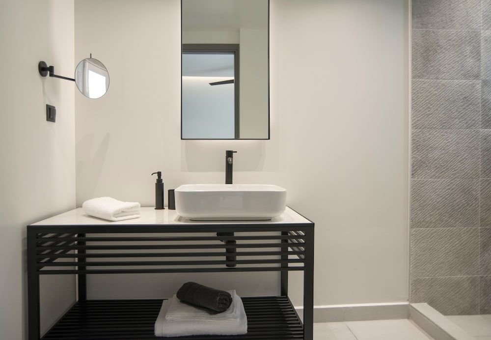 South42 Deluxe Double Room, Ground Floor 2