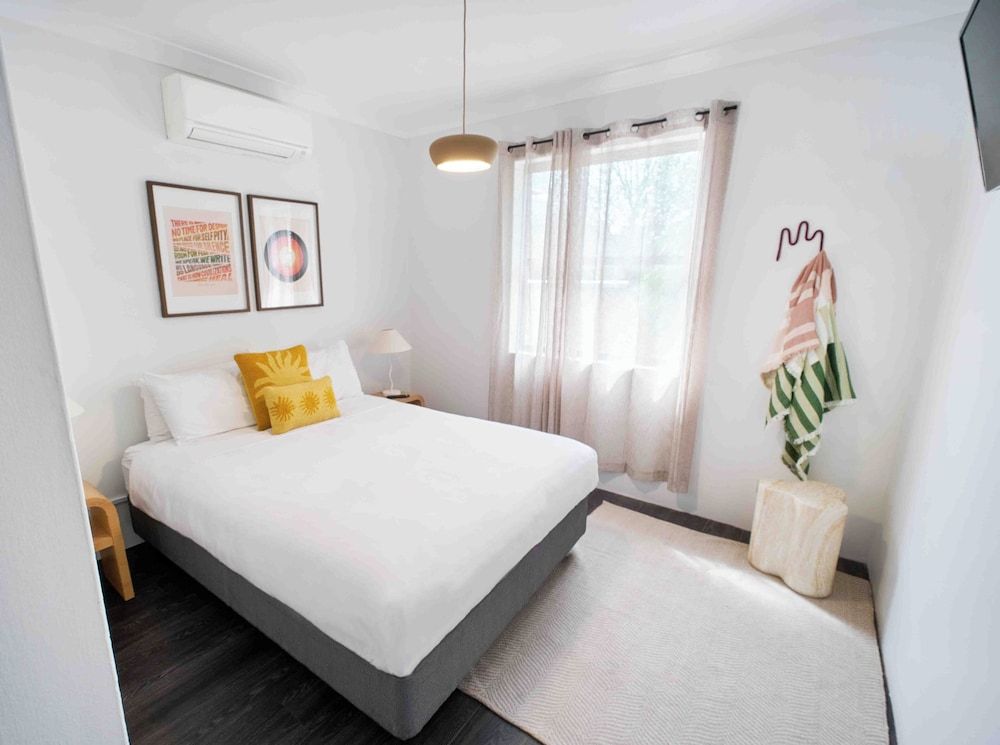 Little Drifter Surry Hills Private Queen Ensuite Room 6