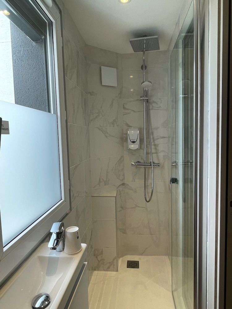 Kyriad Direct Saint Brieuc - Parc des Expositions Triple room 7