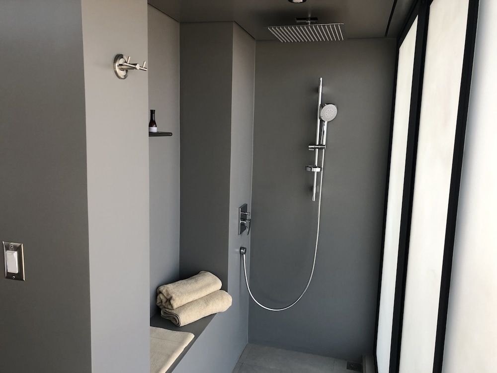 Pacific Kalokairi Adults Only Exclusive Studio Suite, 1 King Bed, Ocean View 11