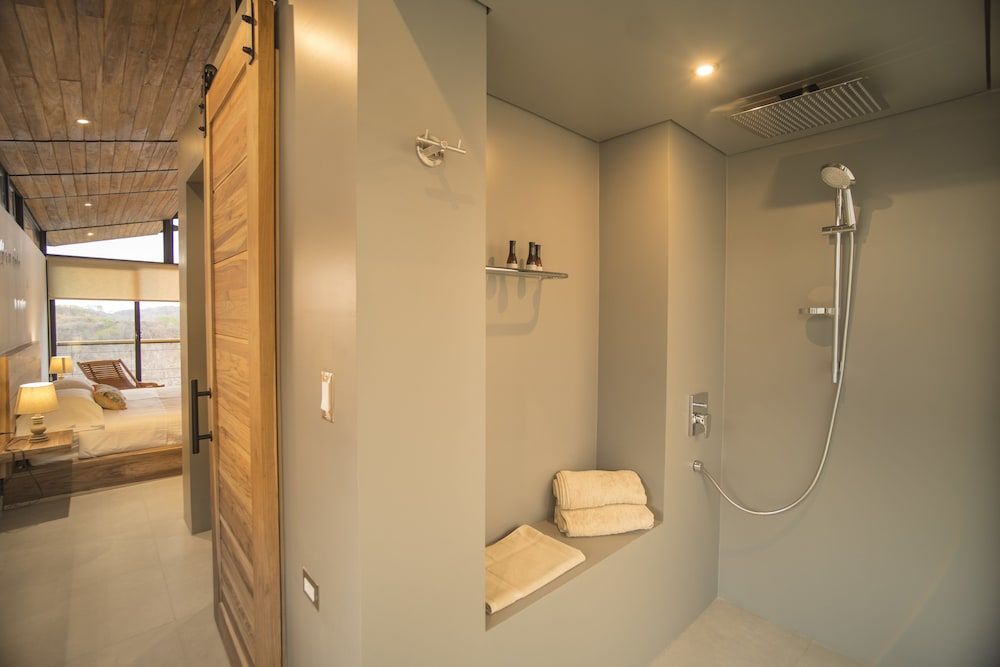 Pacific Kalokairi Adults Only Exclusive Studio Suite, 1 King Bed, Ocean View 12