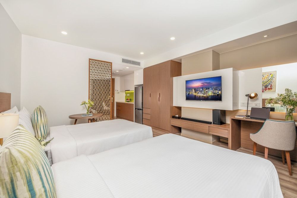 undefined T-Ritz Saigon Hotel & Apartment 4