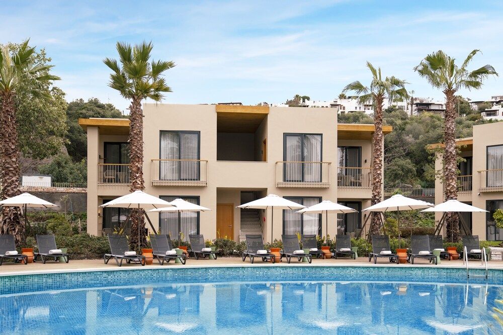 undefined Helis Suites Bitez 8