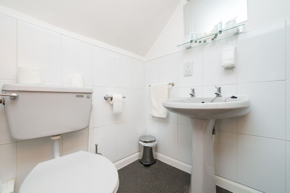 The Shakespeare Inn Double Room, Ensuite 5